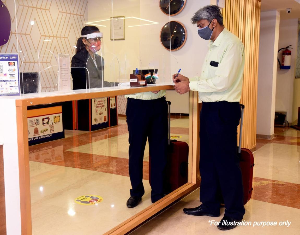 Hotel Blue Executive Near Chhatrapati Shivaji International Airport Mumbai Bagian luar foto